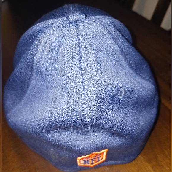 Football team cap - Picture 3 of 3